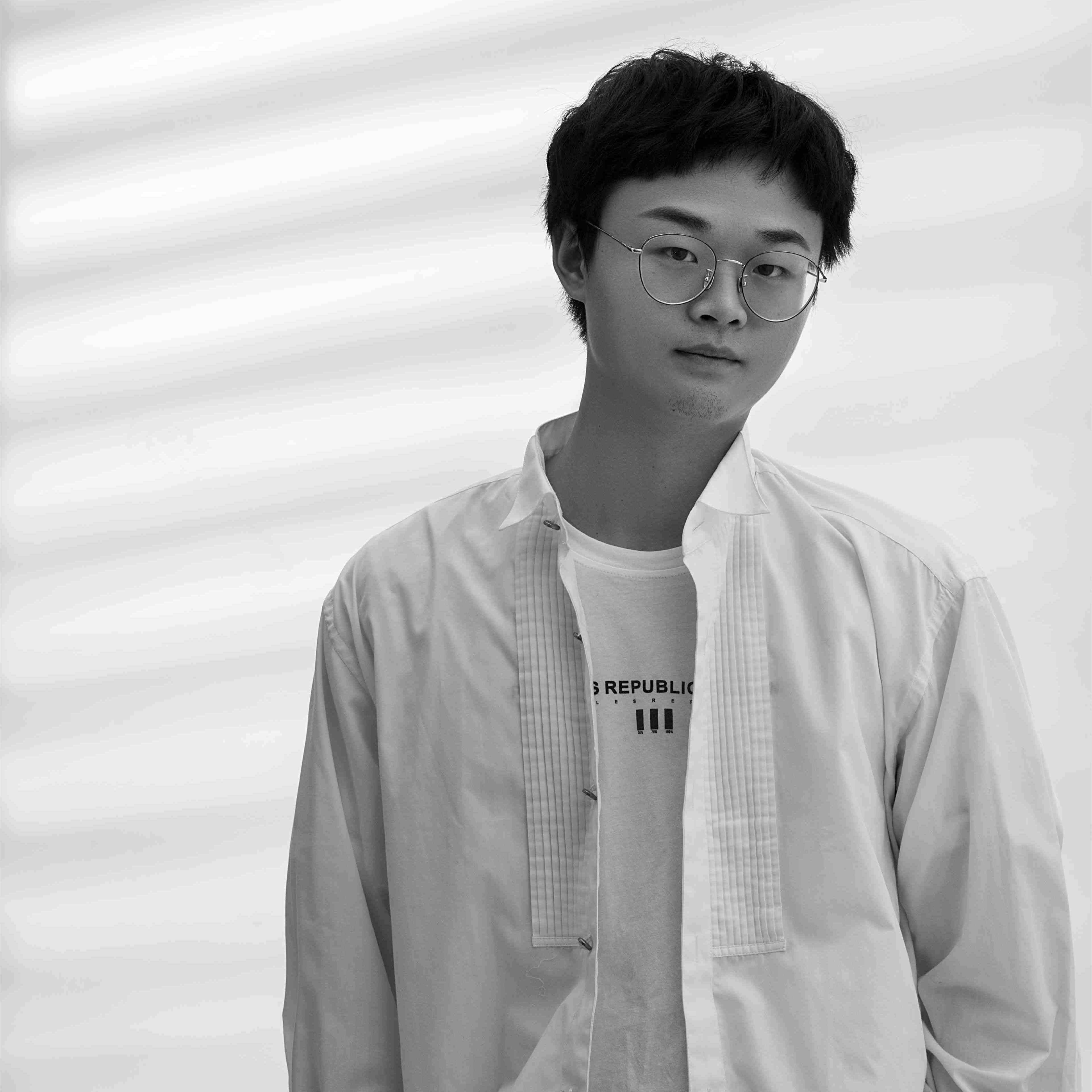 鄧智仁