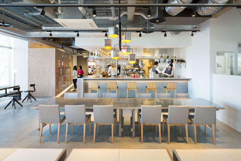 融合图书馆的糕点店